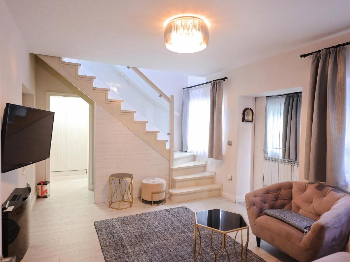 Ase Premium House Villa Suceava Exterior foto